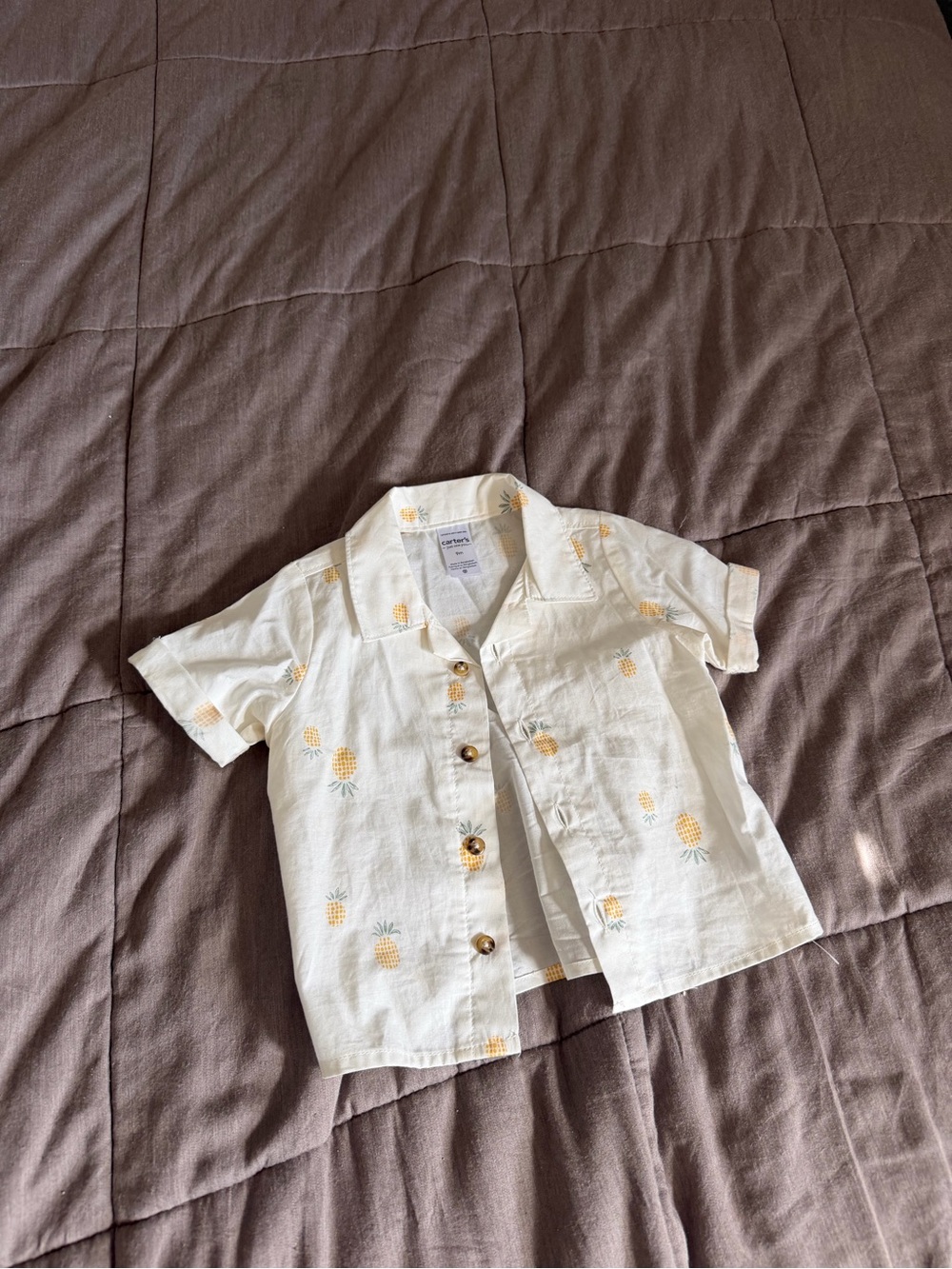 CARTERS BUTTON UP - Picture 7 of 9
